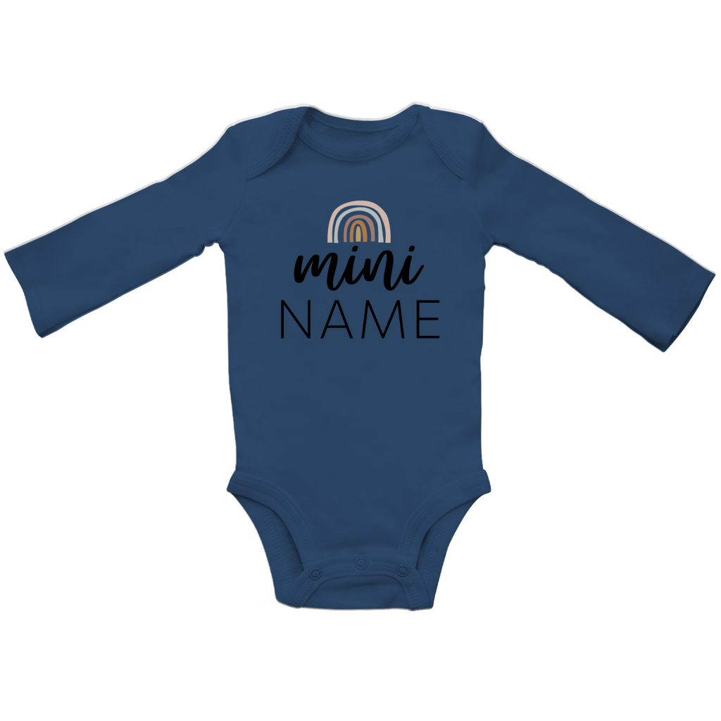 Baby Langarm Body "Rainbow Soul" für Jungen in Blau mit Boho-Regenbogen, aus Bio-Baumwolle, personalisierbar mit Wunschnamen