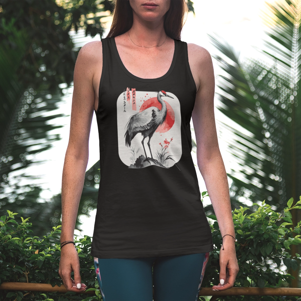 Damen Tanktop in Schwarz aus Bio-Baumwolle. Mit modischer Kranich Illustration im Zen-Stil.