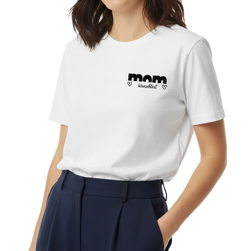 PREMIUM Mama T-Shirt „MOM TRUE“ | True Style Edition Schwarz - Weiß | Personalisiert & 100% Bio - Baumwolle - Unisex - Shirts - JTG DESIGN