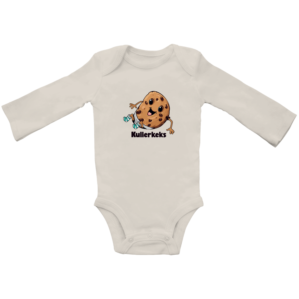 Baby Langarm-Body "Kullerkeks" in Beige aus 100% Bio-Baumwolle mit fröhlichem Keks-Motiv, weicher Interlock-Verarbeitung und hautfreundlichen nickelfreien Druckknöpfen.