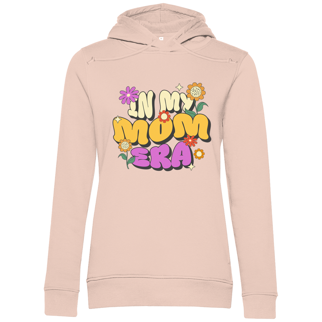 Damen Hoodie in Rosa aus Bio-Baumwolle mit Retro-Motiv „In My Mom Era“ und bunten Blumen. Nachhaltig und stylisch.