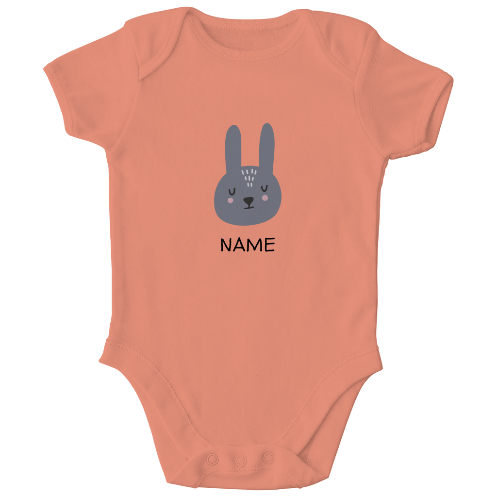 Baby Kurzarm Body "Sweet Bunny" in Orange: Minimalistisches Hasen-Tiermotiv im skandinavischen Design, personalisierbar mit Namen