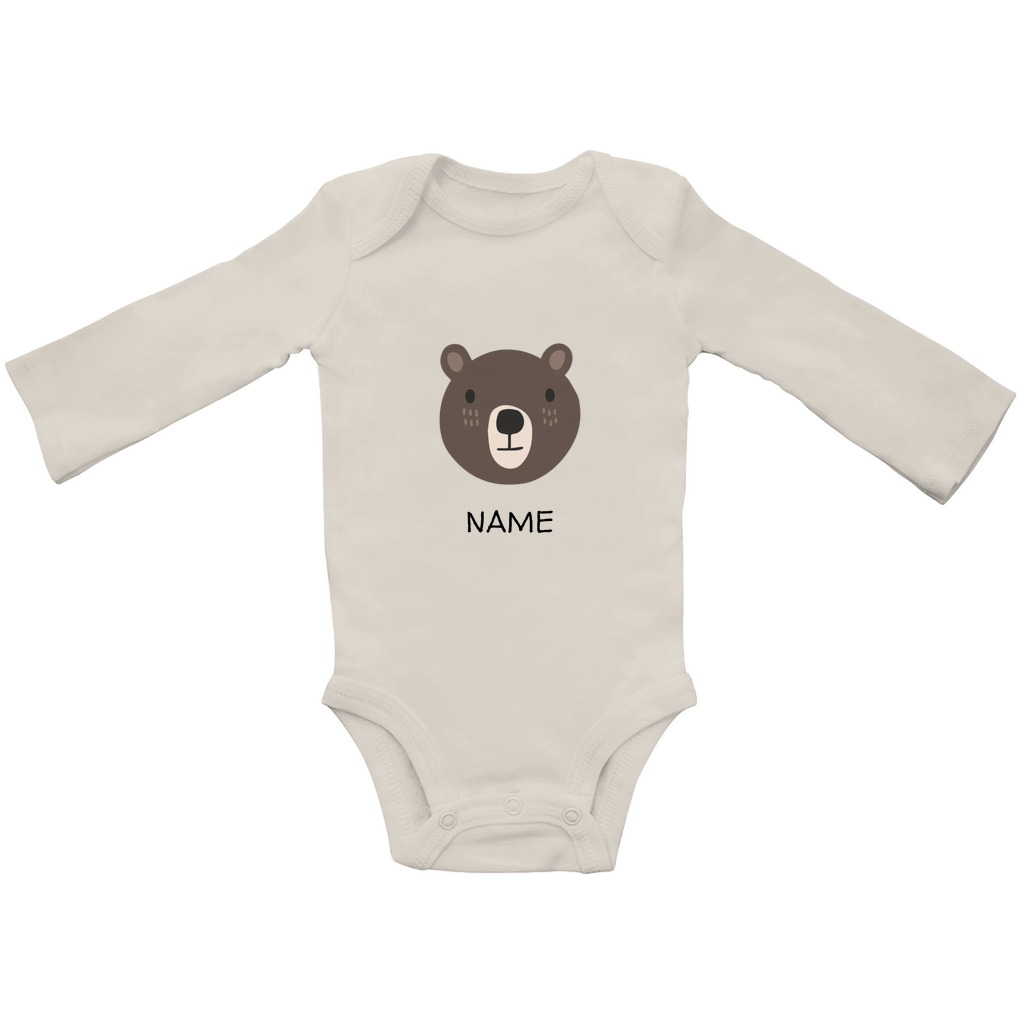 Baby Langarm Body "Cuddly Bear" in Beige: Minimalistisches Bären-Tiermotiv im skandinavischen Design, personalisierbar mit Namen