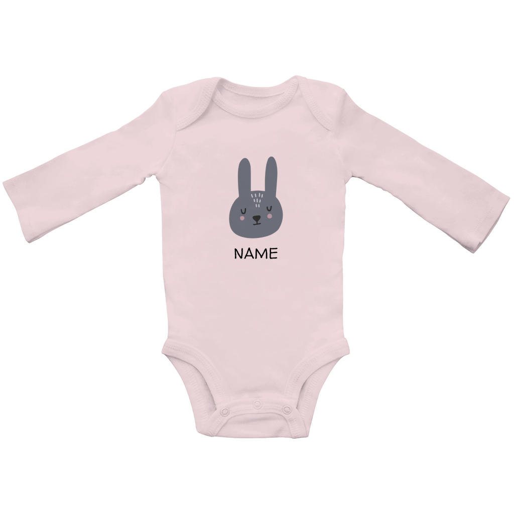 Baby Langarm Body "Sweet Bunny" in Rosa: Minimalistisches Hasen-Tiermotiv im skandinavischen Design, personalisierbar mit Namen