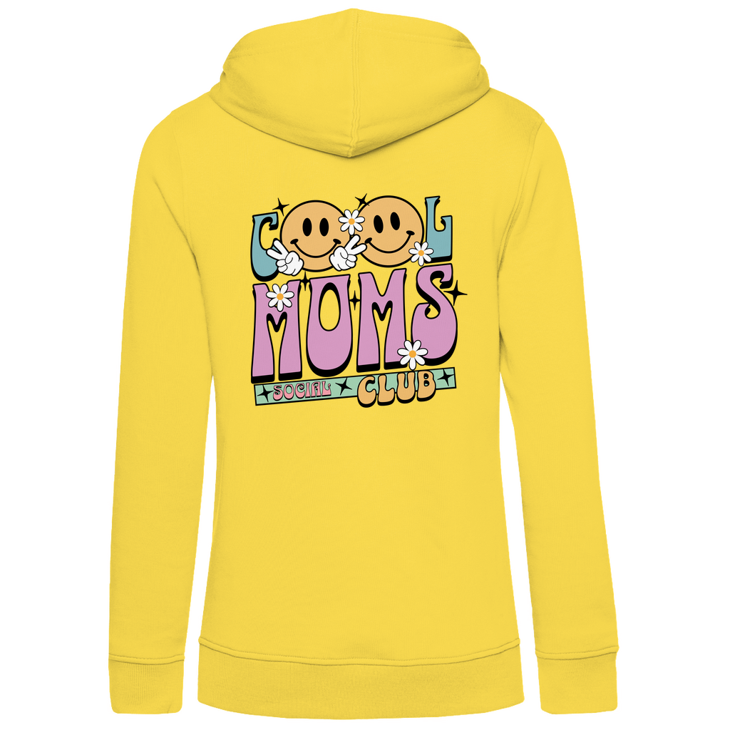 Damen Hoodie „Cool Moms Social Club“ mit Rückenprint aus Bio-Baumwolle in Gelb – Ausdrucksstarkes Design mit Retro-Schriftzug für stolze Mamas
