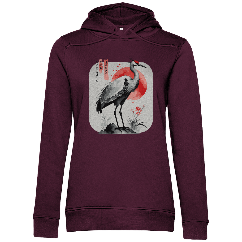 Damen Hoodie „Red Sun Crane“ aus Bio-Baumwolle in Burgundy (Weinrot) – Zen-Hoodie mit Kranichmotiv und roter Sonne im traditionellen Sumi-e Stil