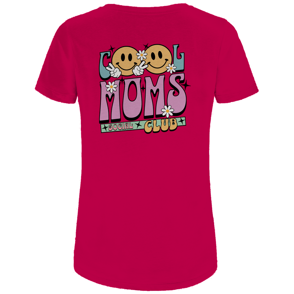 Damen T-Shirt „Cool Moms Social Club“ mit Rückenprint aus Bio-Baumwolle in Pink – Ausdrucksstarkes Design mit Retro-Schriftzug für stolze Mamas
