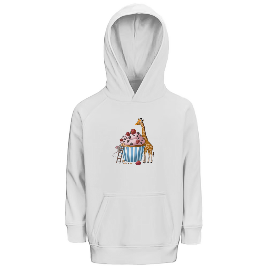 Kinder Hoodie "Sweet Friends" aus Bio Baumwolle mit süßem Tiermotiv in Weiß: Maus auf Leiter und Giraffe an Erdbeer-Schoko-Cupcake